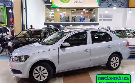 VOYAGE 1.6 CITY AR, DIREÇÃO, VIDROS E RÁDIO Prata - 2015 Impecável!