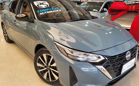 SENTRA 2.0 EXCLUSIVE AUT. COMPLETO TTO SOLAR Cinza - 2025 Imperdível!