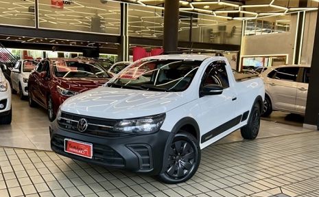 SAVEIRO ROBUST 1.6 CS • MULTIMÍDIA •PERFEITA P/ TRABALHO Branco - 2024 Oferta imperdível!