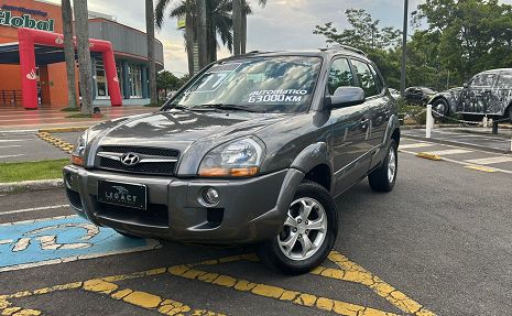 TUCSON 2.0 GLS + 63.000 KM + ÚNICO DONO Cinza - 2017 Único dono!