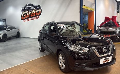 KICKS 1.6 S AUTOMATICA Preto - 2018 IPVA grátis!