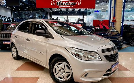 ONIX JOY 1.0 COMPLETO BAIXA KM SUPER ECONOMICO Prata - 2018 Raridade!